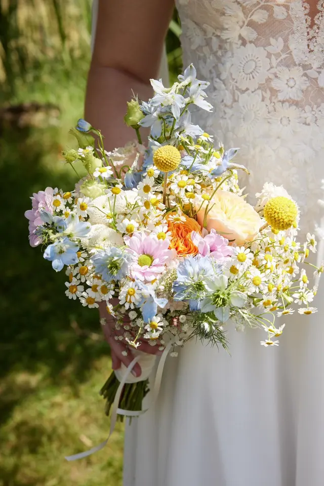 Brautstrauß wiesenblumen pastell - Dekoration von Stil-Echt